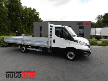 Vrachtwagen met open laadbak IVECO Daily 35s16