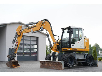 Mobiele graafmachine LIEBHERR