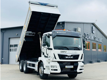 Kipper vrachtwagen MAN TGM 26.290