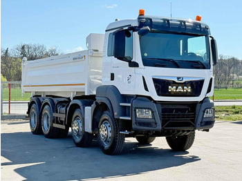 Kipper vrachtwagen MAN TGS 35.500