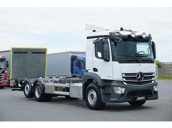 Containertransporter/ Wissellaadbak vrachtwagen MERCEDES-BENZ Antos