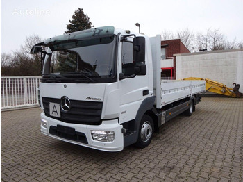Vrachtwagen met open laadbak MERCEDES-BENZ Atego 818