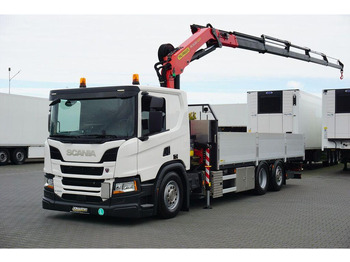 Vrachtwagen met open laadbak SCANIA P 410