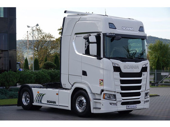 Trekker SCANIA S 450