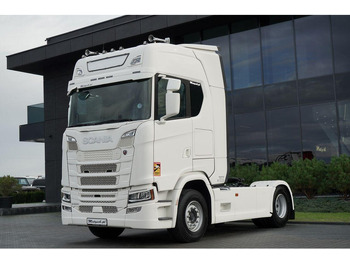 Trekker SCANIA S 500