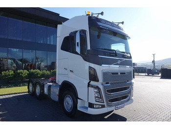 Trekker Volvo FH16 / 650 / 6x4 / HYDRAULIKA / I -PARK COOL / 3 OSIOWY CIĄGNIK: afbeelding 2 Trekker Volvo FH16 / 650 / 6x4 / HYDRAULIKA / I -PARK COOL / 3 OSIOWY CIĄGNIK: afbeelding 2