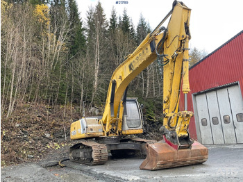 Rupsgraafmachine NEW HOLLAND