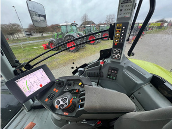 Tractor Claas Axion 930: afbeelding 2