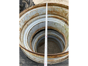 Banden en velgen GOODYEAR