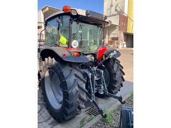 Tractor Massey Ferguson 5713 M 4WD Cab Essential: afbeelding 4