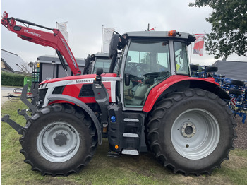 Tractor MASSEY FERGUSON 100 series