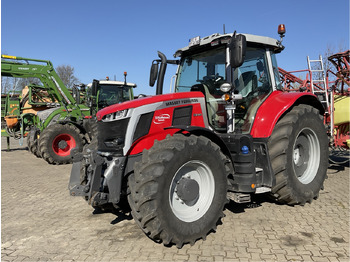 Tractor MASSEY FERGUSON 100 series