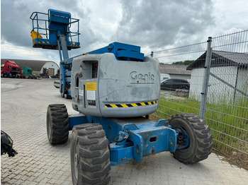 Knikarmhoogwerker GENIE Z45/25