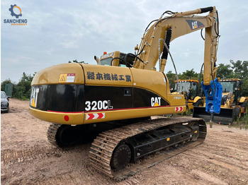 Rupsgraafmachine CATERPILLAR 320CL