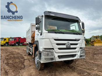 Kraanwagen HOWO 371: afbeelding 3
