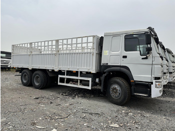Veewagen vrachtwagen voor het vervoer van dieren SINOTRUK HOWO 371 Cargo truck: afbeelding 3