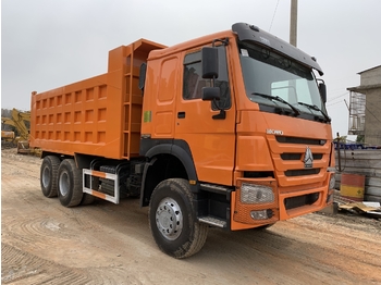 Kipper vrachtwagen SINOTRUK HOWO