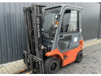 Diesel heftruck TOYOTA FDF 15