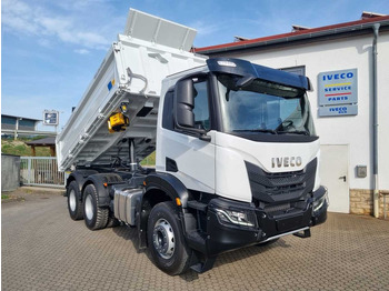 Kipper vrachtwagen IVECO
