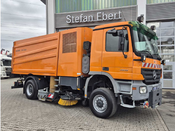 Veegwagen Mercedes-Benz Actros 2032 A 4x4 Bucher STKF 9500 Airport 30x: afbeelding 4