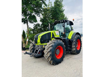 Tractor CLAAS Axion 940