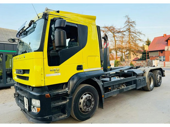 Haakarmsysteem vrachtwagen IVECO Stralis