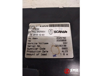 ECU voor Vrachtwagen Scania Occ CUV - E32 regeleenheid Scania: afbeelding 3 ECU voor Vrachtwagen Scania Occ CUV - E32 regeleenheid Scania: afbeelding 3