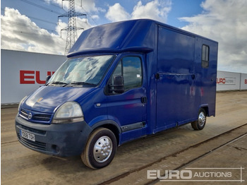 Bestelwagen gesloten laadbak NISSAN