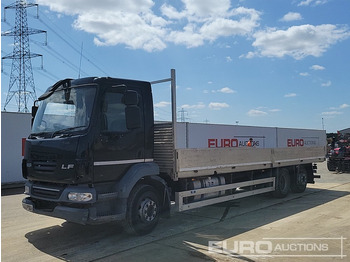 Vrachtwagen met open laadbak DAF LF