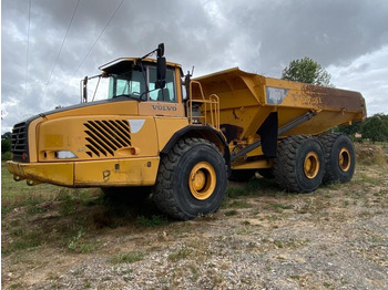 Kiepwagen met knikbesturing VOLVO A40D
