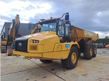 Kiepwagen met knikbesturing CATERPILLAR 730