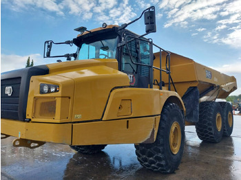 Kiepwagen met knikbesturing CATERPILLAR 745