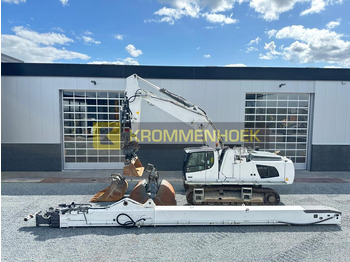 Graafmachine LIEBHERR R 946