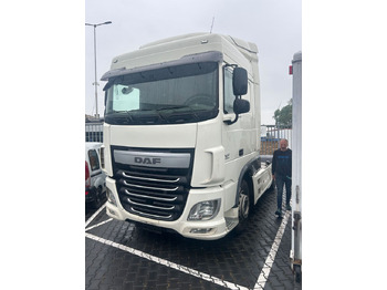 Trekker DAF XF 106 440