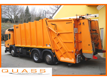 Vuilniswagen SCANIA P