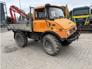 Kraanwagen Unimog U600: afbeelding 3 Kraanwagen Unimog U600: afbeelding 3