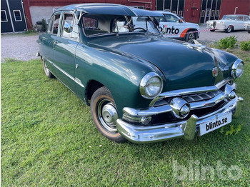 Personenwagen FORD V-8 CUSTOM DE LUXE: afbeelding 2