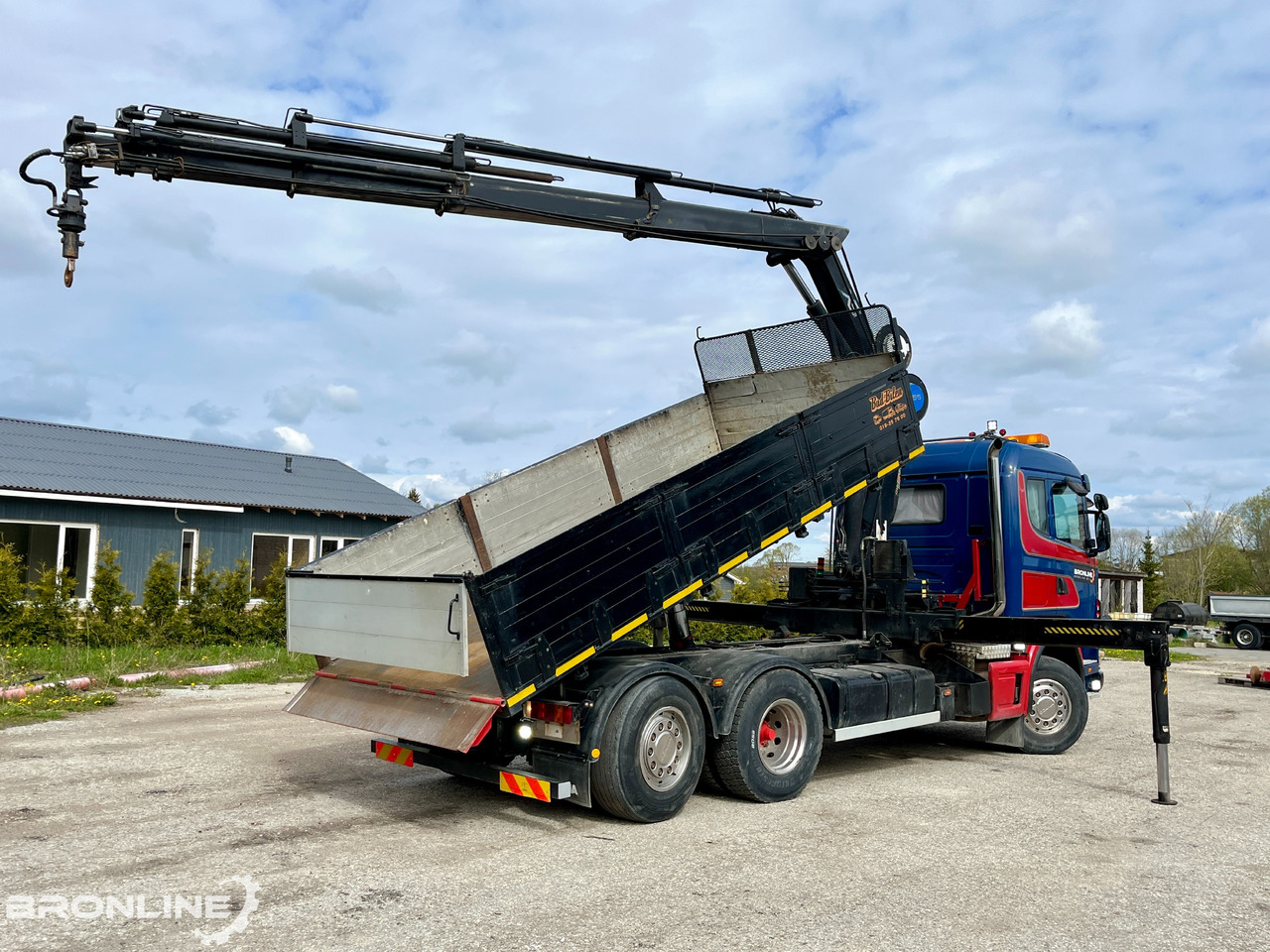 2002 SCANIA R114 6X2*4 Tipper+HIAB 166-e5 crane - Kipper vrachtwagen, Kraanwagen: afbeelding 5 2002 SCANIA R114 6X2*4 Tipper+HIAB 166-e5 crane - Kipper vrachtwagen, Kraanwagen: afbeelding 5