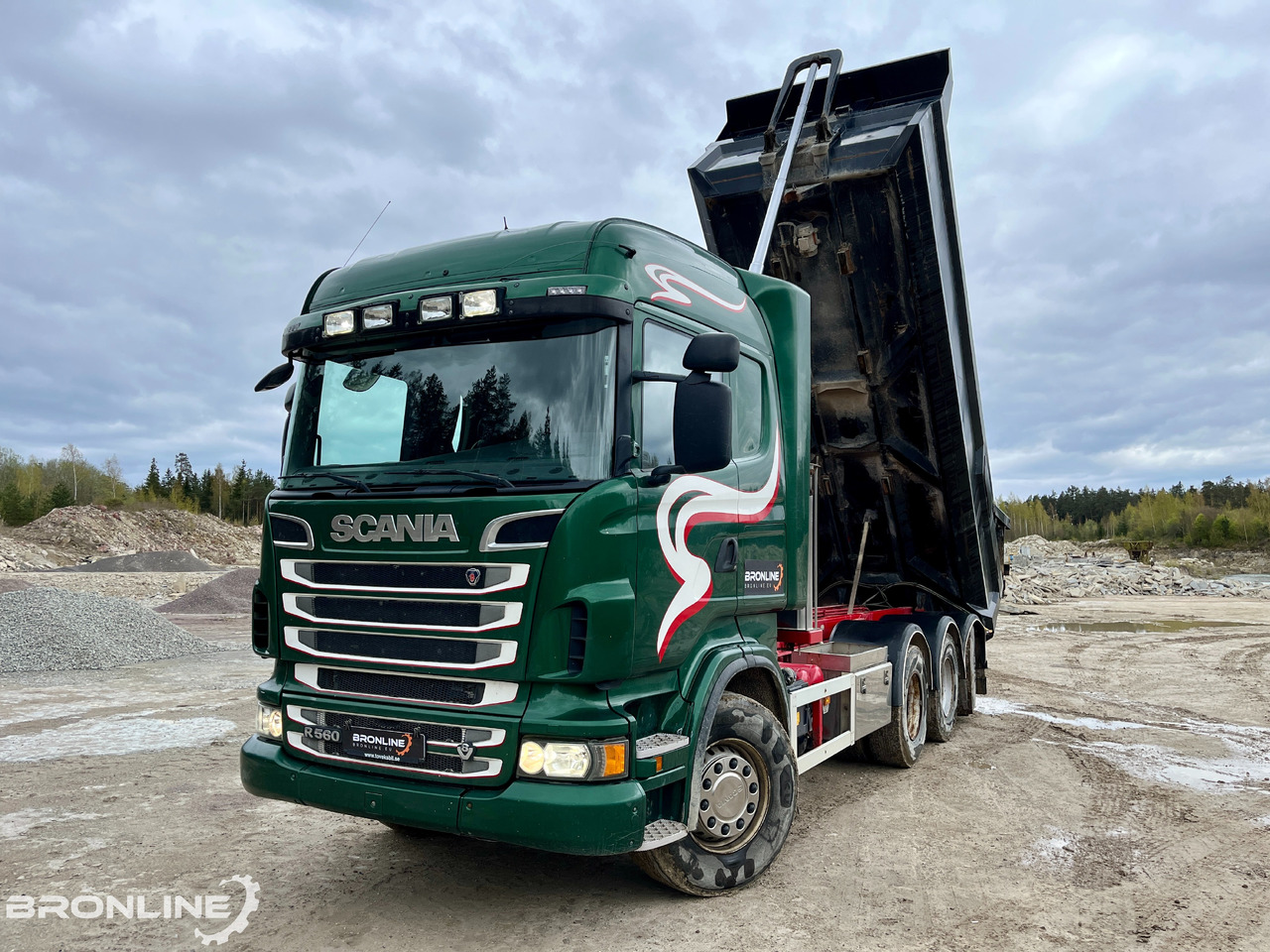 2013 V8 SCANIA R560 8X4 Tipper/Kallur/Retarder - Kipper vrachtwagen: afbeelding 2 2013 V8 SCANIA R560 8X4 Tipper/Kallur/Retarder - Kipper vrachtwagen: afbeelding 2
