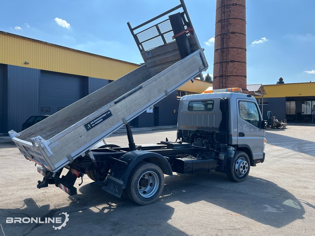 2013 Mitsubishi Fuso Canter 7C15 Tipper - Andere machine: afbeelding 4 2013 Mitsubishi Fuso Canter 7C15 Tipper - Andere machine: afbeelding 4