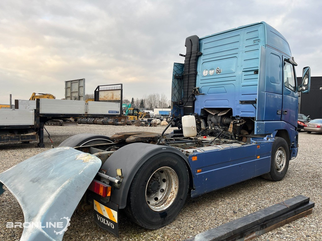 1997 Volvo FH12L 4x2 Tractor unit - Trekker: afbeelding 4 1997 Volvo FH12L 4x2 Tractor unit - Trekker: afbeelding 4