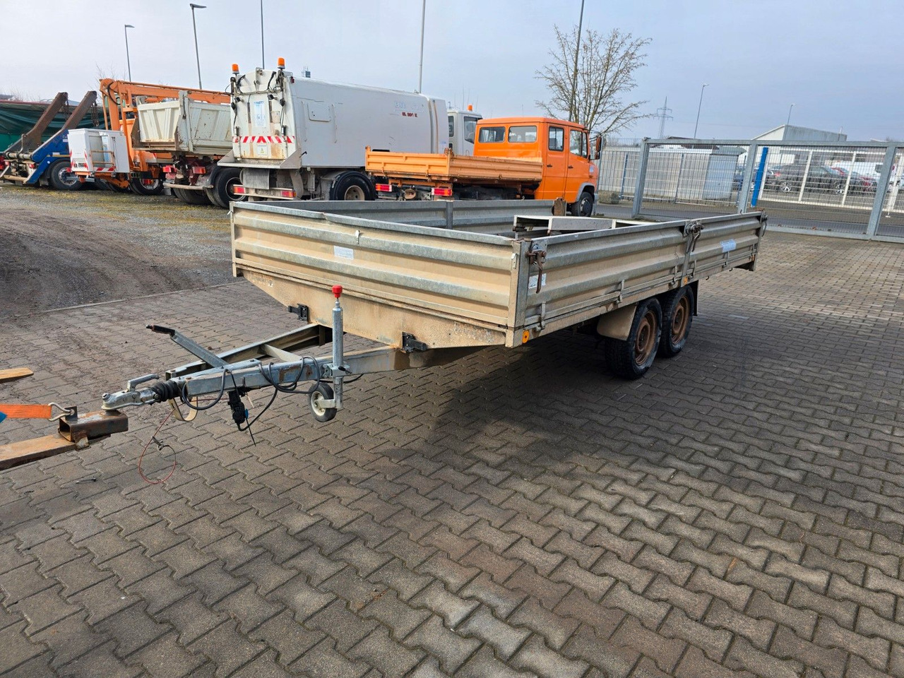 Brenderup Anhänger 2000 GB Bagger L/B/H 4270 x 2050 x 400 - Aanhangwagen auto: afbeelding 1 Brenderup Anhänger 2000 GB Bagger L/B/H 4270 x 2050 x 400 - Aanhangwagen auto: afbeelding 1