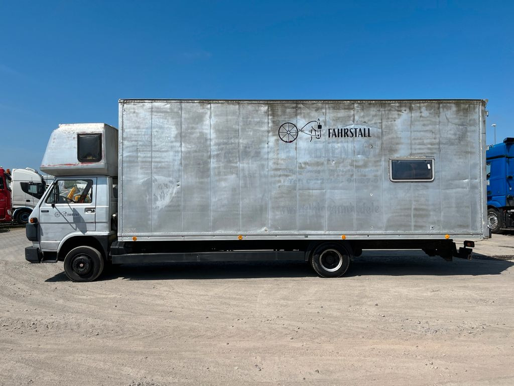 MAN VW-MAN LO2 Koffer Schlafkabine MAN VW-MAN LO2 Koffer Schlafkabine - Bestelwagen gesloten laadbak: afbeelding 2 MAN VW-MAN LO2 Koffer Schlafkabine MAN VW-MAN LO2 Koffer Schlafkabine - Bestelwagen gesloten laadbak: afbeelding 2