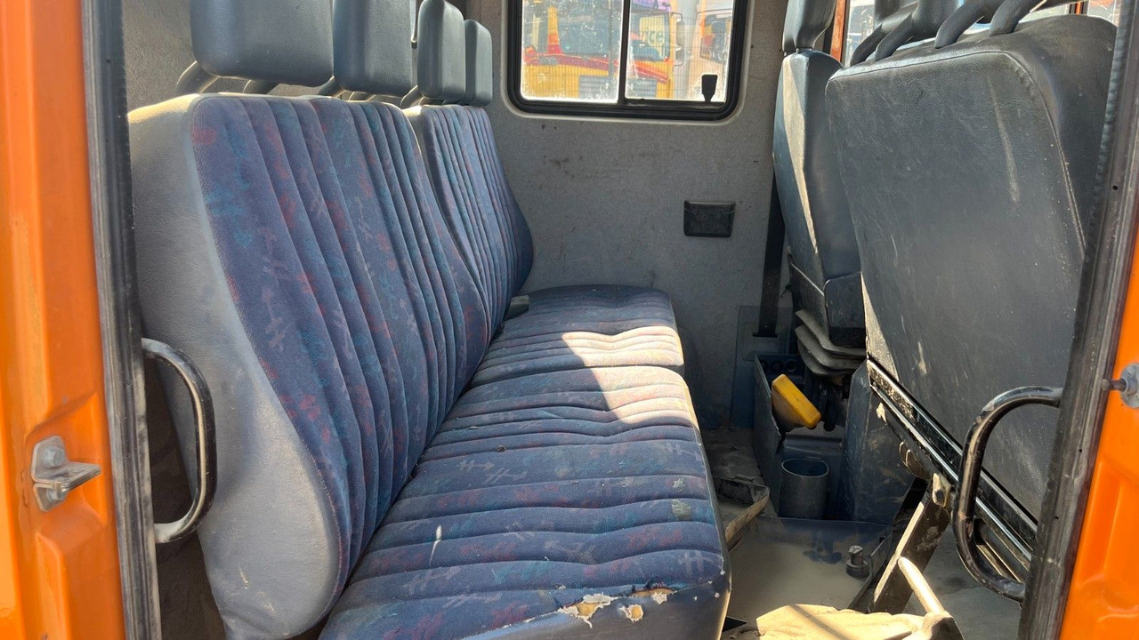 Mercedes-Benz 818 DK Kipper Dreiseitenkipper Meiller Doka Mercedes-Benz 818 DK Kipper Dreiseitenkipper Meiller Doka - Kipper bestelwagen, Bestelwagen met dubbele cabine: afbeelding 4 Mercedes-Benz 818 DK Kipper Dreiseitenkipper Meiller Doka Mercedes-Benz 818 DK Kipper Dreiseitenkipper Meiller Doka - Kipper bestelwagen, Bestelwagen met dubbele cabine: afbeelding 4
