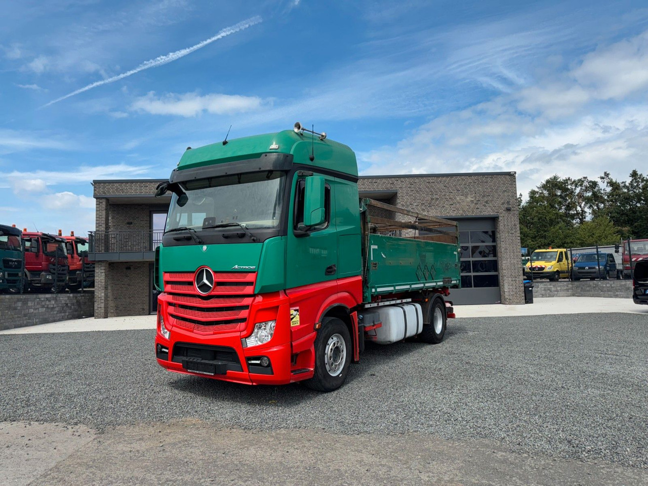Mercedes-Benz Actros 1842 Kipper Dreiseitenkipper - Kipper vrachtwagen: afbeelding 1 Mercedes-Benz Actros 1842 Kipper Dreiseitenkipper - Kipper vrachtwagen: afbeelding 1