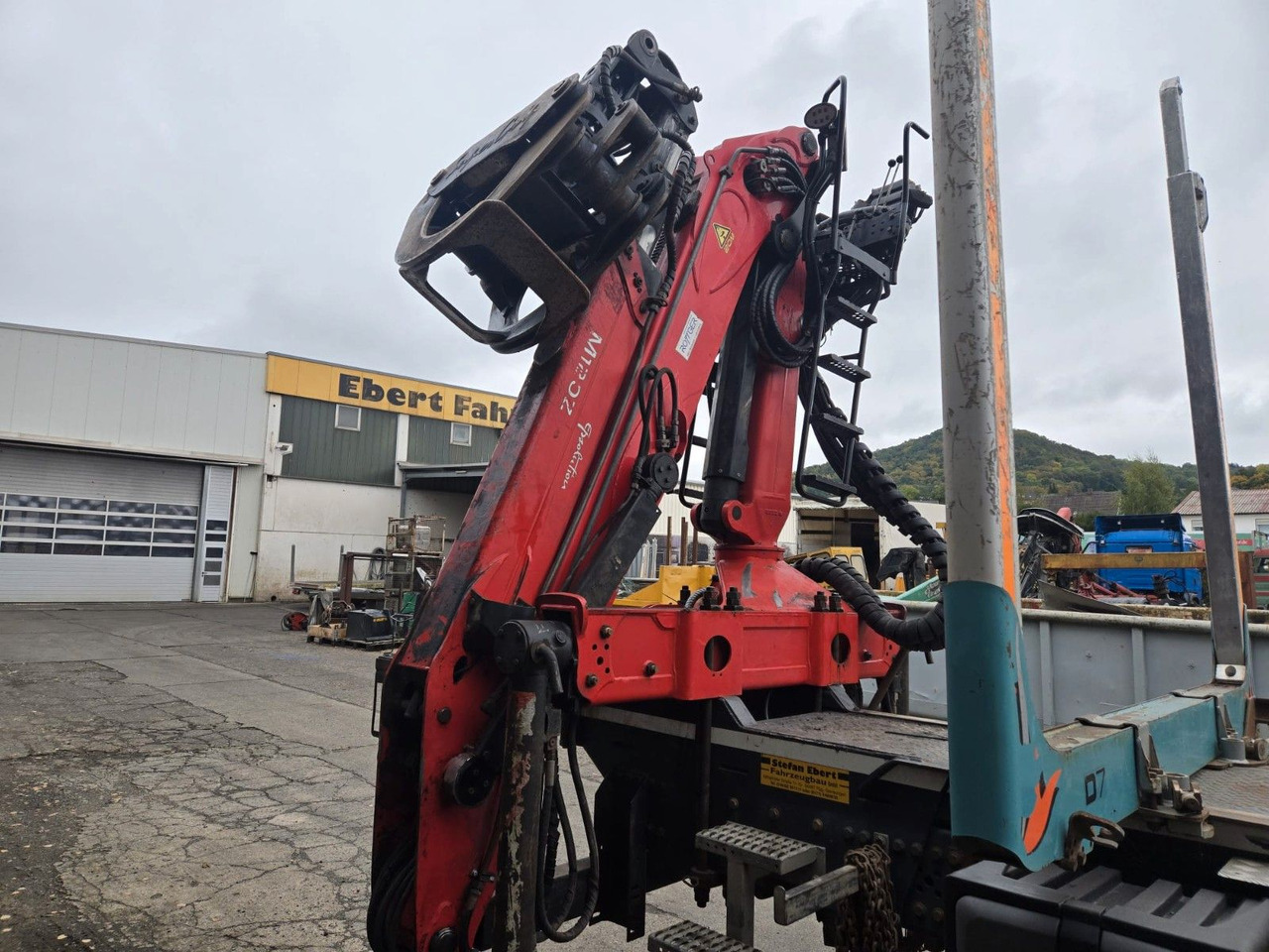 Mercedes-Benz Arocs 2651 Holztransporter Blatt Blatt Kran - Houttransport, Kraanwagen: afbeelding 5 Mercedes-Benz Arocs 2651 Holztransporter Blatt Blatt Kran - Houttransport, Kraanwagen: afbeelding 5