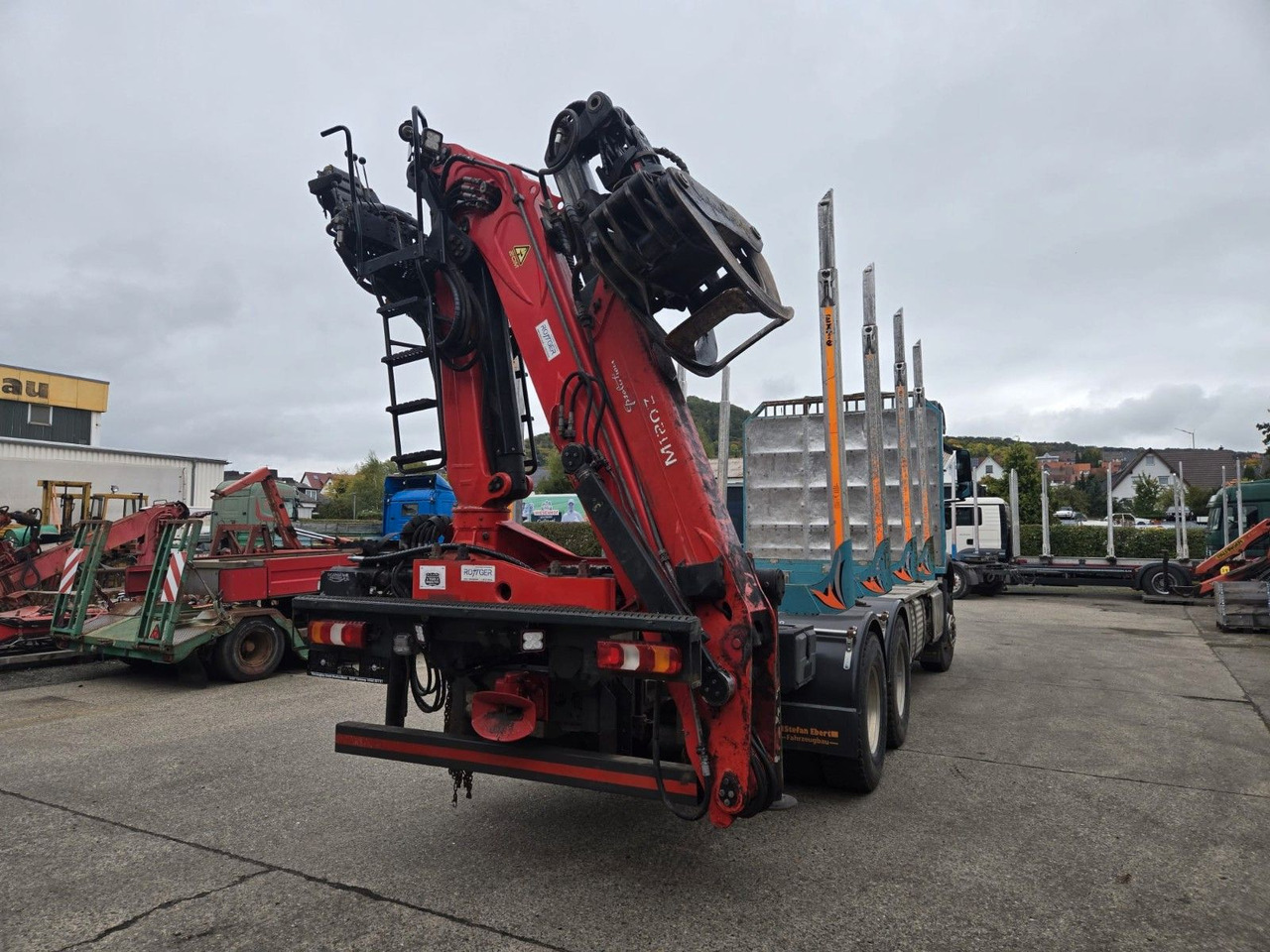 Mercedes-Benz Arocs 2651 Holztransporter Blatt Blatt Kran - Houttransport, Kraanwagen: afbeelding 3 Mercedes-Benz Arocs 2651 Holztransporter Blatt Blatt Kran - Houttransport, Kraanwagen: afbeelding 3