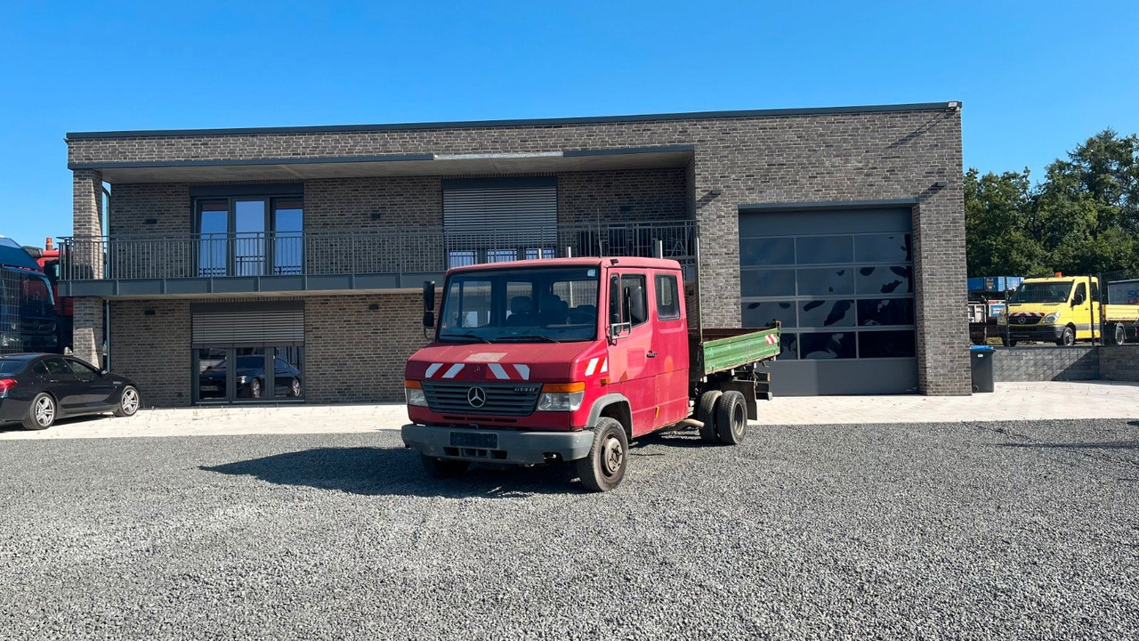 Mercedes-Benz Vario 614 DK Kipper Doka Mercedes-Benz Vario 614 DK Kipper Doka - Kipper bestelwagen, Bestelwagen met dubbele cabine: afbeelding 1 Mercedes-Benz Vario 614 DK Kipper Doka Mercedes-Benz Vario 614 DK Kipper Doka - Kipper bestelwagen, Bestelwagen met dubbele cabine: afbeelding 1