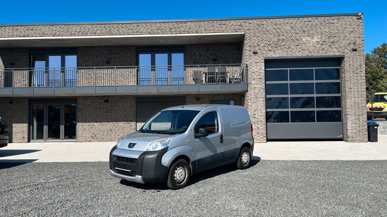 Peugeot Bipper Basis Kopfdichtungsschaden - Personenwagen: afbeelding 1 Peugeot Bipper Basis Kopfdichtungsschaden - Personenwagen: afbeelding 1