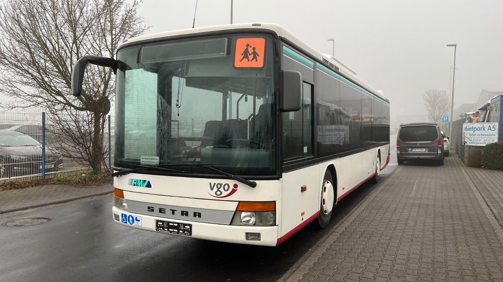 Setra S315 NF Evobus Bus Linienverkehr - Stadsbus: afbeelding 1 Setra S315 NF Evobus Bus Linienverkehr - Stadsbus: afbeelding 1